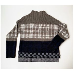 URBAN OUTFITTERS SWEATER